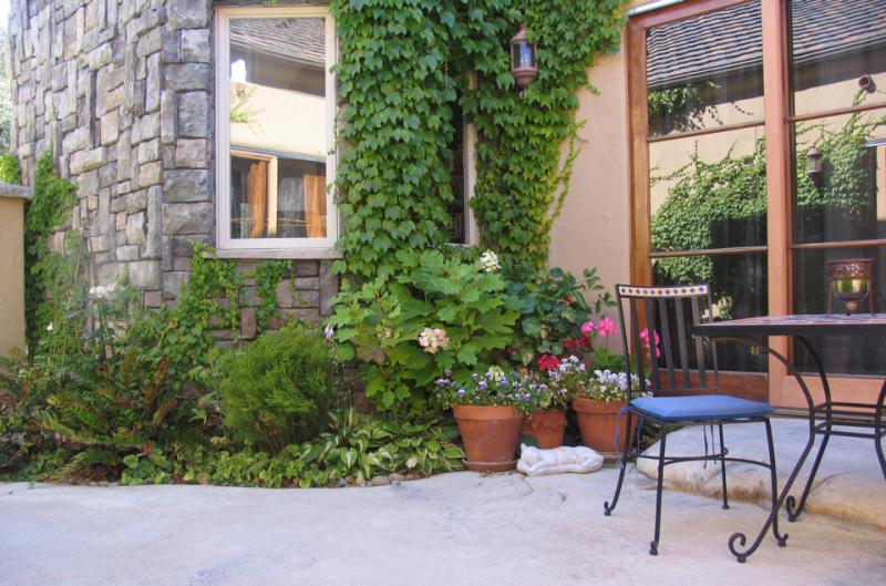 petite and private oasis